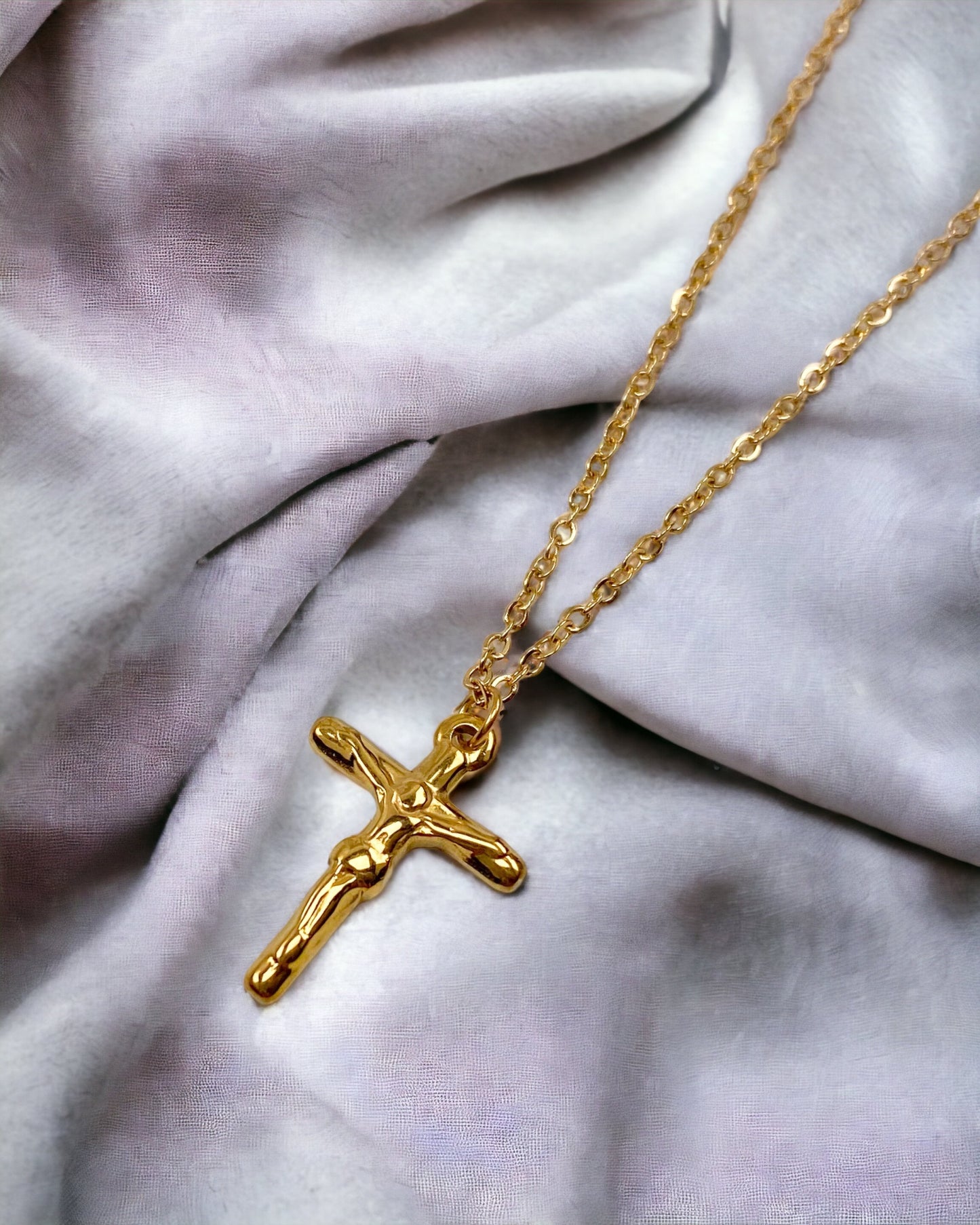 Colar Crucifixo