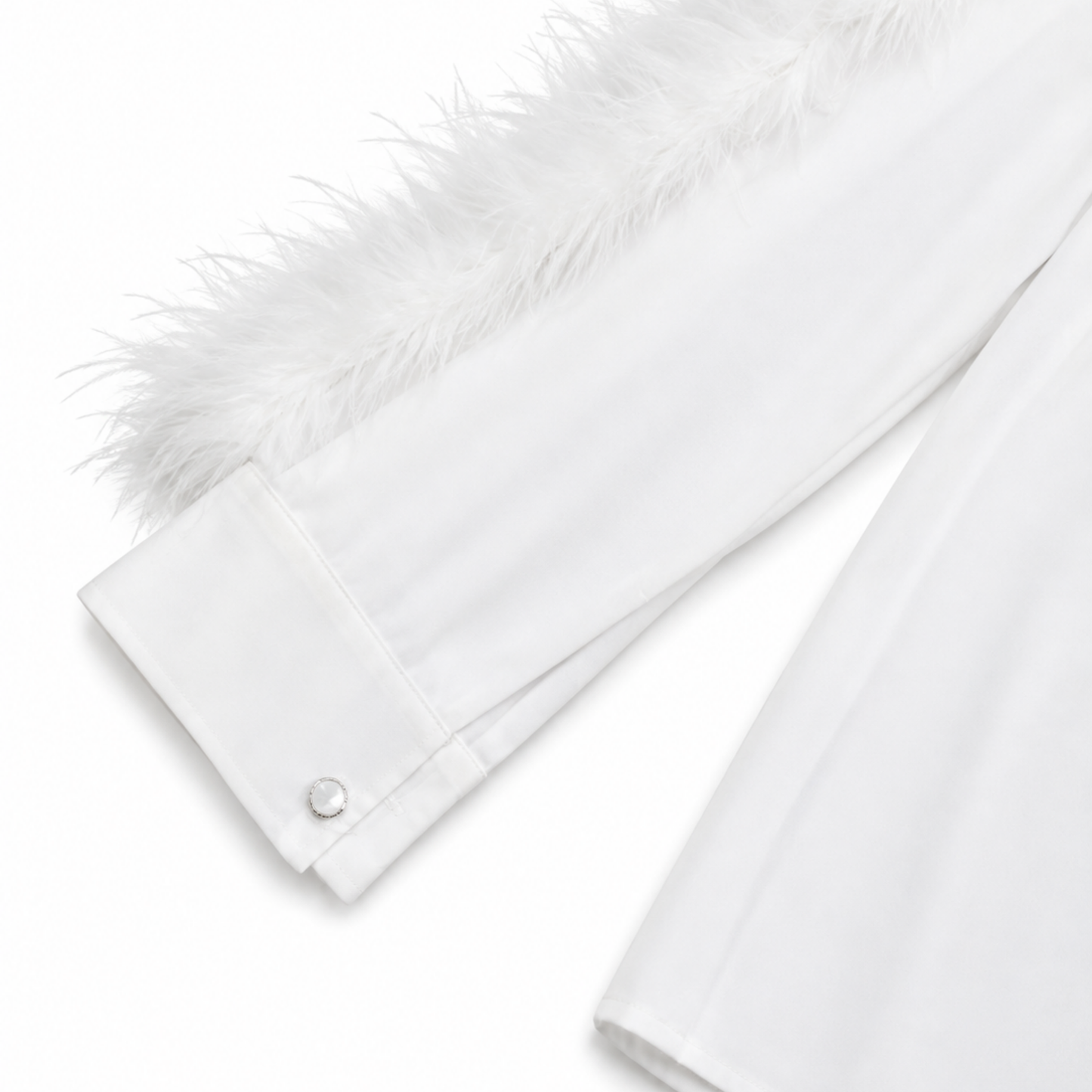 Camisa Branca com Penas e Botões Pérola